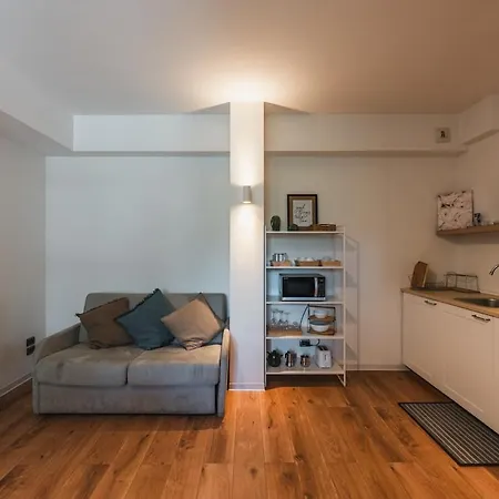 Elegant Designer In The Navigli District * מילאנו